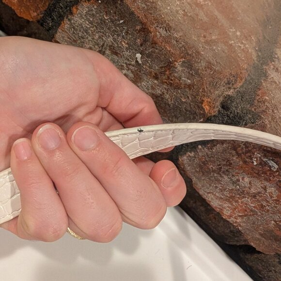 White Faux Croc Baguette Shoulder Bag Y2K Style - Picture 7 of 8